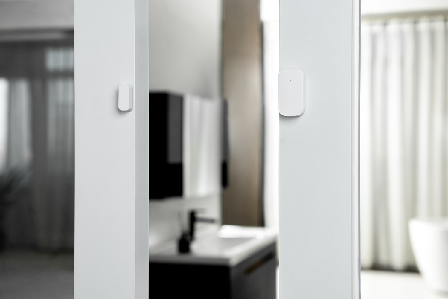 Aqara Door Contact & Window Sensor